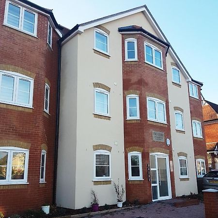 Apartmán Ybc Court, Aldershot Exteriér fotografie